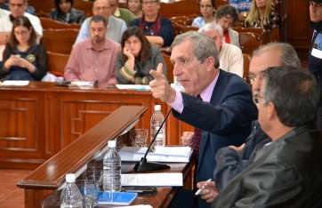 Imagen de archivo de la alcaldesa durante un Pleno (Foto TA)