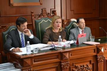La alcaldesa de Telde, en un momento del Pleno de este viernes (Foto Daniel Ojeda)
