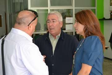 La nueva presidenta de NC con el anterior dirigente de la organización y exalcalde de Telde (Foto Daniel Ojeda)