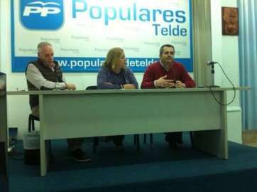 Momento de la ejecutiva local del PP (Foto TA)