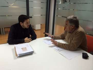 Héctor Suárez y Enrique Caballero durante el encuentro (Foto TA)