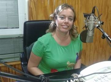 Sonsoles Martín en los estudios de Radio Faycan (Foto TA)