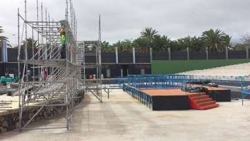 Montaje del escenario para el Carnaval de Telde 2014 (Foto TA)