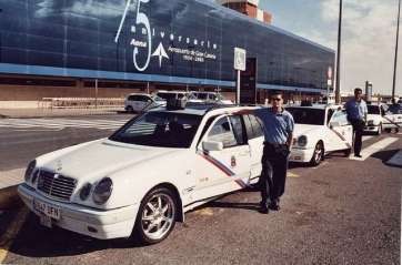 Taxistas en el aeropuerto (Foto TA)