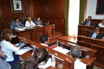 Momento de la sesión plenaria de este lunes (Foto Daniel Ojeda)