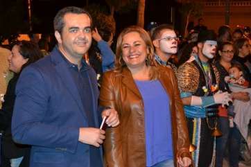 La alcaldesa y el coordinador general de Economía y Hacienda, Darío López (Foto TA)