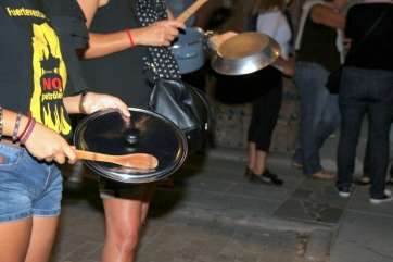 Protestas tras el pregón de Soria en Telde (Foto TA)
