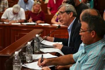 Reyes volvió a mostrarse muy combativo en el Pleno de este viernes (Foto Daniel Ojeda)