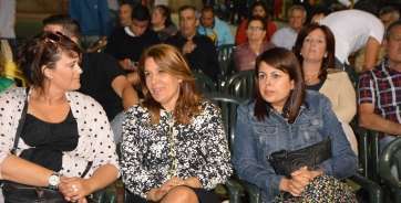 Celeste López (c), Carmen Hernández (c) y Minerva Alonso (d), concejalas de NC en Telde (Foto Antonio Alí)