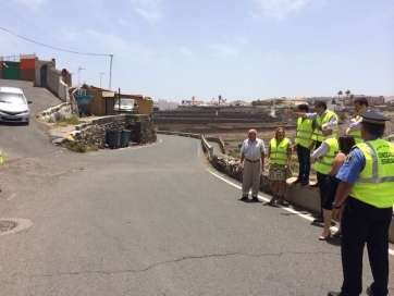 Autoridades, técnicos y vecinos supervisan 