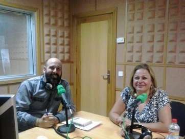 La alcaldesa durante la entrevista en Onda Cero (Foto TA)