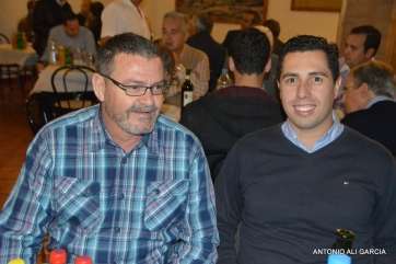 El concejal socialista Alejandro Ramos (d) y el secretario de Comunicación de la agrupación local (Foto Antonio Alí)