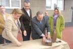 Imágenes de la colocación de la primera piedra tuvo lugar el 19 de diciembre de 2011 y del estado actual de las obras (Foto TA/J.Azola)