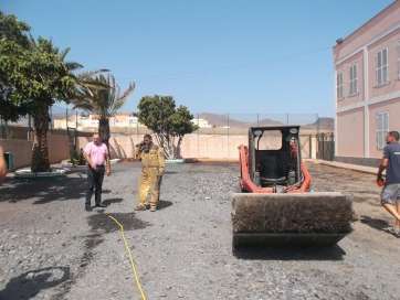 El concejal Juan Martel supervisó personalmente los trabajos (Foto TA)