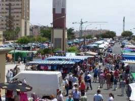 Espacio donde se instala el mercadillo en Jinámar (Foto TA)