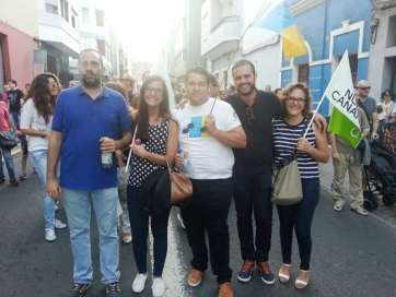 Teldenses en la protesta de este sábado en la capital grancanaria (Foto TA)