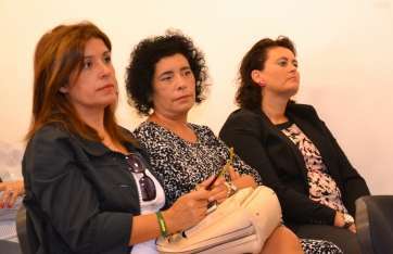 Las concejalas nacionalistas Carmen Hernández, Josefa Milán y Celeste López (Foto TA)