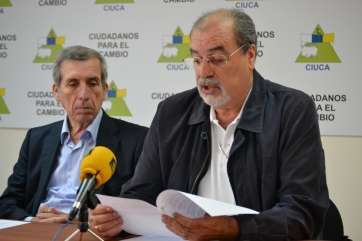 Guillermo (i) y Carmelo Reyes (d), concejales de Ciuca en el Ayuntamiento de Telde (Foto TA)