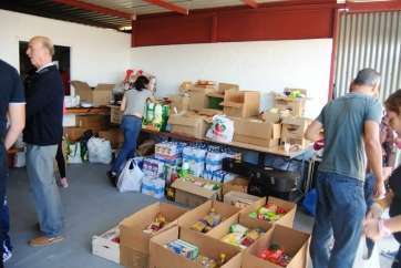Cajas con los alimentos recolectados en la fiesta de Más por Telde (Foto TA)