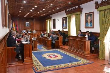 Imagen de archivo de un Pleno municipal (Foto TA)
