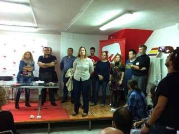 Inma Suárez interviene en la asamblea de IUC (Foto TA)