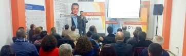 Momento de la asamblea de anoche de los centristas teldenses, celebrada en su local (Foto TA)