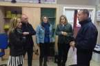 Visita y reunión del PP con la Asociación Benéfica Ya Era Hora (Foto TA)