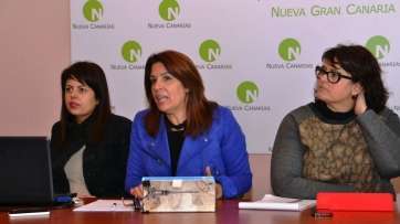 Minerva Alonso, Carmen Hernández y Celeste López, este lunes en rueda de prensa (Foto TA)