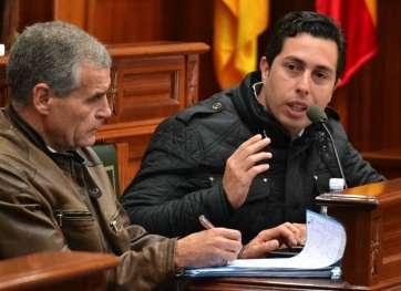 Ramos durante su intervención, este martes en el Pleno (Foto TA)