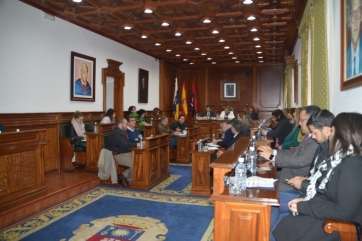 Momento de la sesión plenaria extraordinaria de este martes en el Ayuntamiento de Telde (Foto TA)