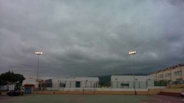 Nuevo alumbrado en la cancha de Caserones (Foto TA)