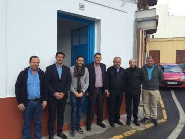 Reunión entre Suárez y miembros de la empresa Global (Foto TA)