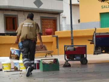 Obra en una plaza de Telde (Foto TA)