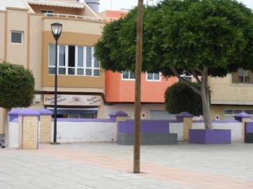 Nuevas luminarias en El Calero (Foto TA)