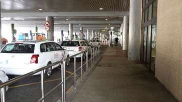 Parada de taxis en el Aeropuerto de Gran Canaria (Foto TA)