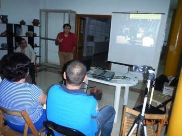 La charla se celebró este jueves por la noche en Caserones Altos (Foto TA)