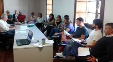 Reunión con el técnico de Valora (Foto TA)