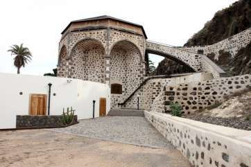 Exterior de la Noria de Jinámar (Foto Jesús Ruiz Mesa)