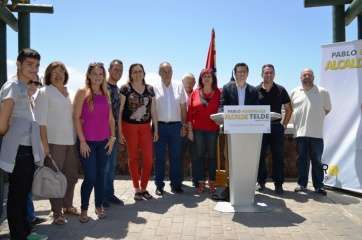 Momento de la presentación del plan de fomento de la actividad económica (Foto TA)