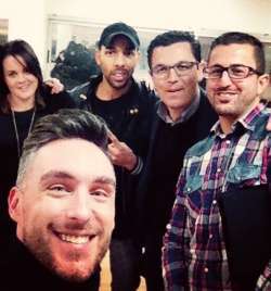 Rodríguez con jóvenes emprendedores de Telde (Foto TA)