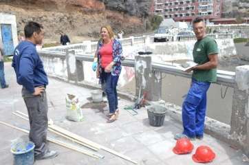 Obras que se están acometiendo para adecentar la playa de Barranquillo, en Telde (Foto TA)