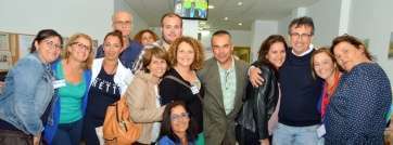 Juan Francisco Artiles, la noche del pasado domingo festejando los resultados electorales junto a militantes y colaboradores de Más por Telde (Foto TA)