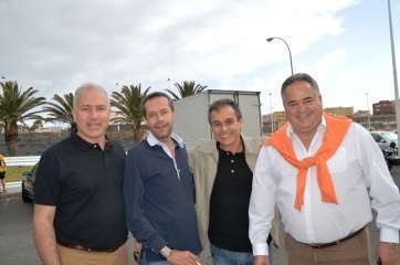José Luis Sánchez, el primero por la derecha, en un acto electoral del PP de Telde en los pasados comicios (Foto TA)