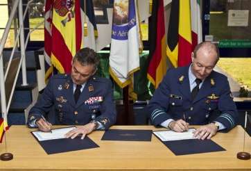 Villarroya (i), en una imagen de archivo (Foto TA)