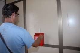 Imagen de archivo de un aparato que se instaló y no llegó a usarse para el control dactilar (Foto TA)