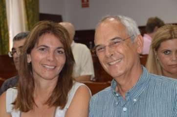 Isabel y José Joaquín Oshanahan Juan, esta mañana en el Pleno (Foto TA)