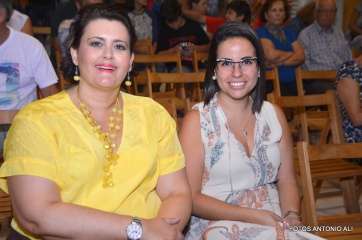 Imagen de la concejala de Contratación, Celeste López  (i), junto con la edila socialista Saraiba Leal (Foto Antonio Alí)