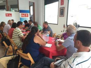 Imagen de archivo de una reunión de los socialistas de Telde (Foto TA)