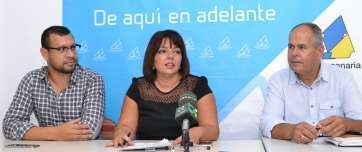 Efraín Gómez, Gloria Cabrera y Juan Monzón, durante la rueda de prensa (Foto TA)