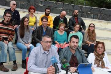 David Suárez (i) y Francisco Muñoz (c), este lunes junto a la también candidata Lourdes Hidalgo durante la presentación (Foto TA)